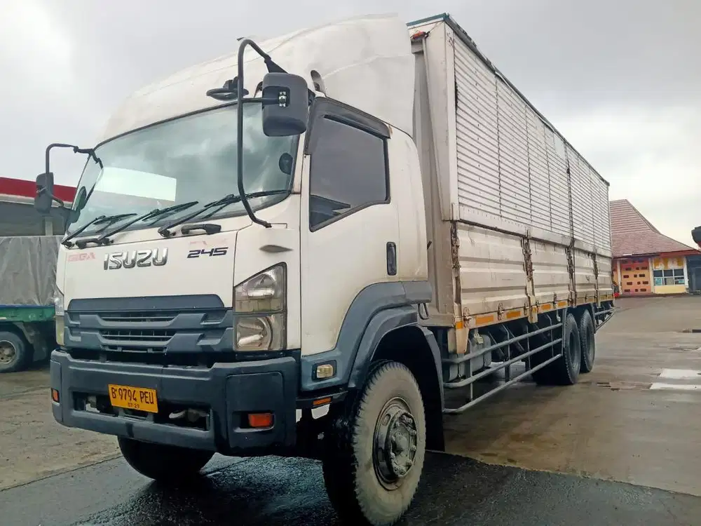 Isuzu FVM 245 wingbox 2019 istimewa