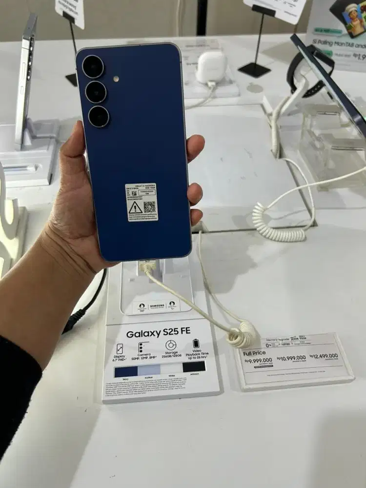 SAMSUNG GALAXY S25 FE 8/256 GB GARANSI RESMI NASIONAL 1 TAHUN