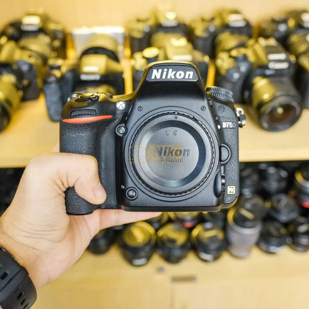[ Nikon D750 Body Only SC 6RB Fullset Mulus ]