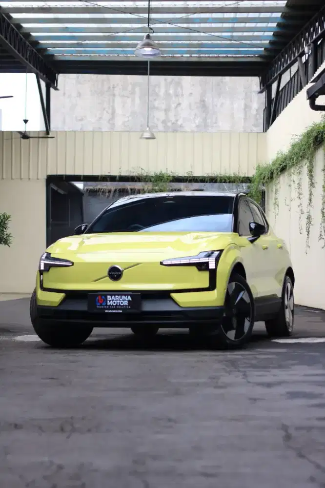 (KM 18 Perak) VOLVO EX30 ULTRA 2025 MOSS YELLOW LIMITED