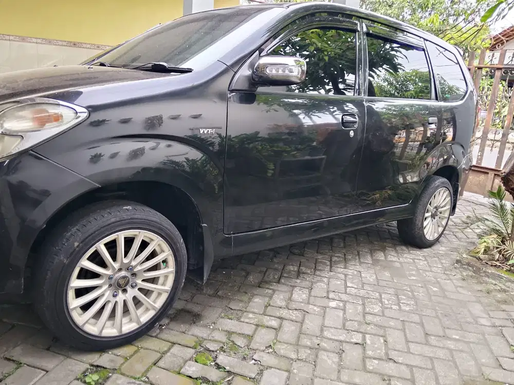 Toyota Avanza 2011 Bensin