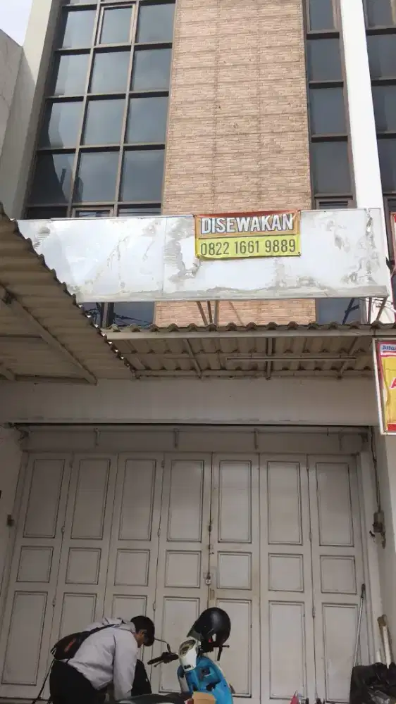 disewakan ruko 2 lt, bdg timur