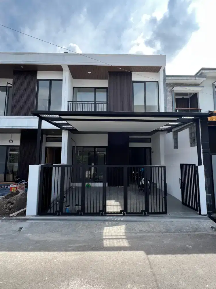 Rumah baru minimalis 2 lantai siap huni di pusat kota bandung
