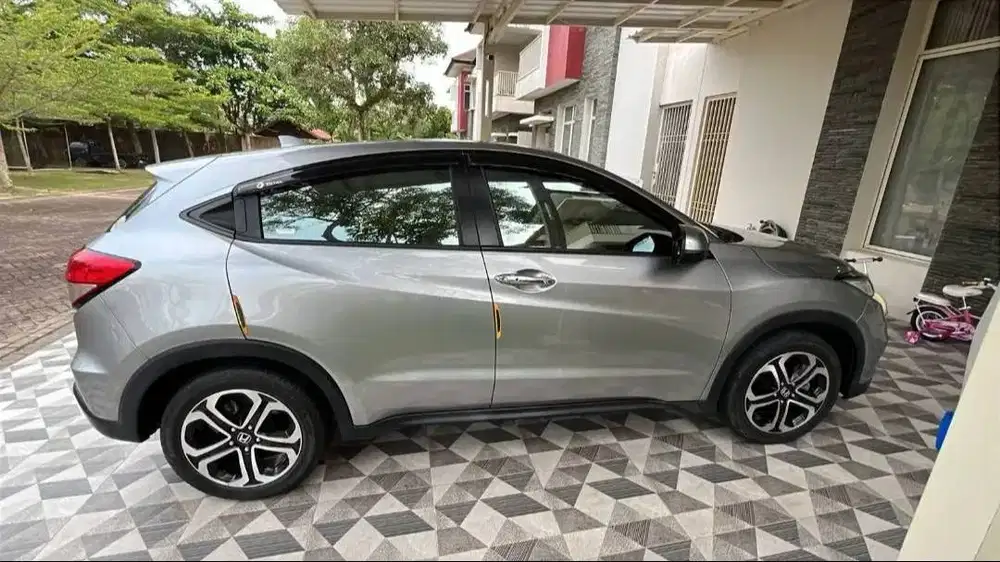 Dijual Honda HRV RU11.5 E PLUS