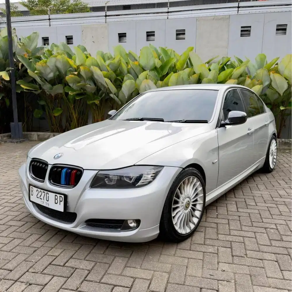 BMW E90 2009 LCI IDRIVE