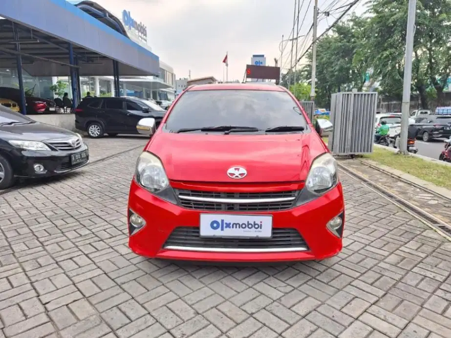 DP RINGAN Toyota Agya 1.0 G Bensin-AT 2015 Merah CWOEB