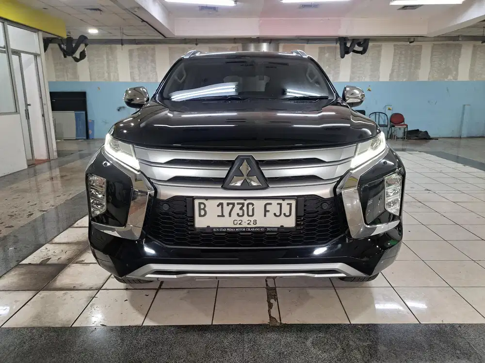 MITSHUBISI PAJERO SPORT DAKAR 4X2 2022 HITAM