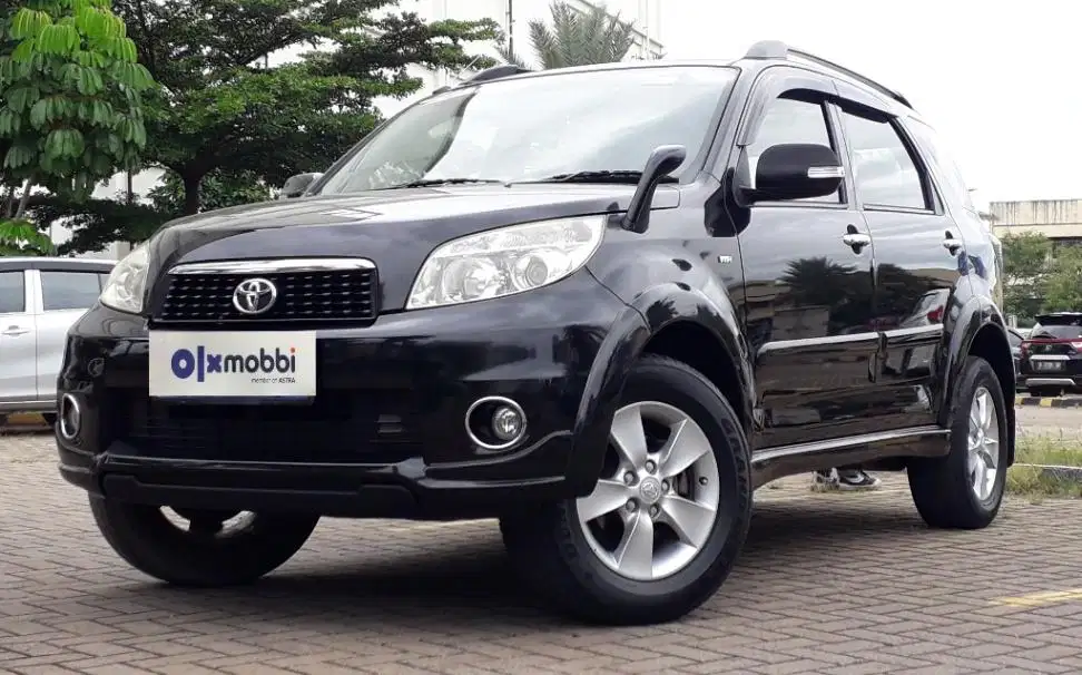 TDP 6,JT Toyota Rush 1.5 G Bensin-AT Hitam 2014