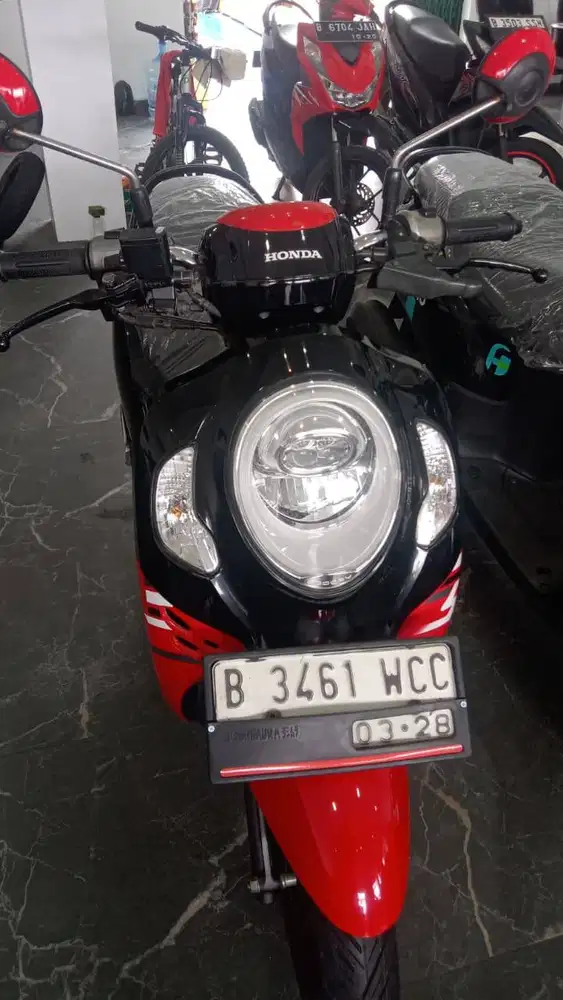 HONDA SCOOPY 2023 KM RENDAH