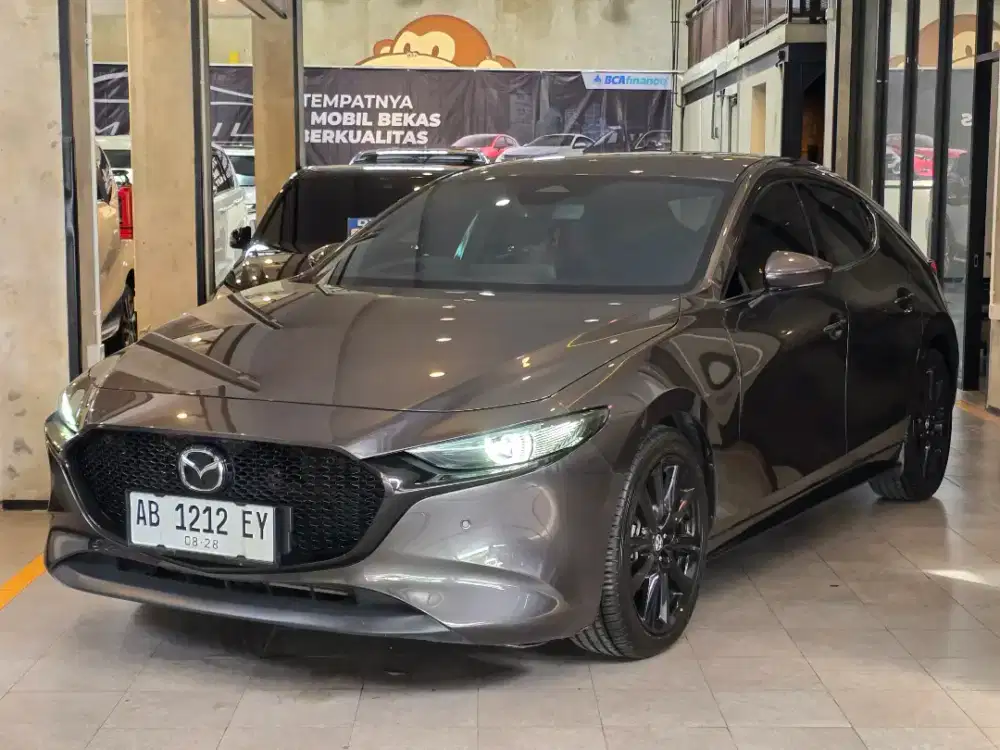 Mazda 3 HB 2023 KM 15Ribu