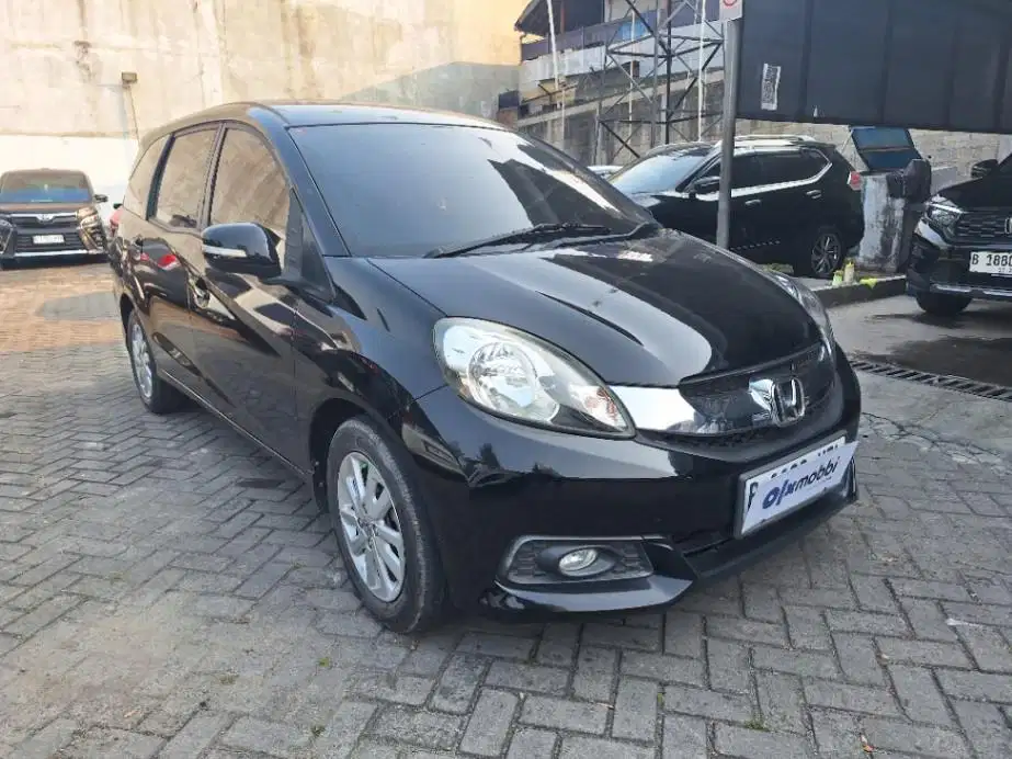 DP MURAH Honda Mobilio 1.5 E Bensin-MT 2014 Hitam C4EDT