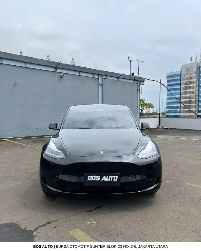 TESLA MODEL Y (EV)  2024 / NIK 2022