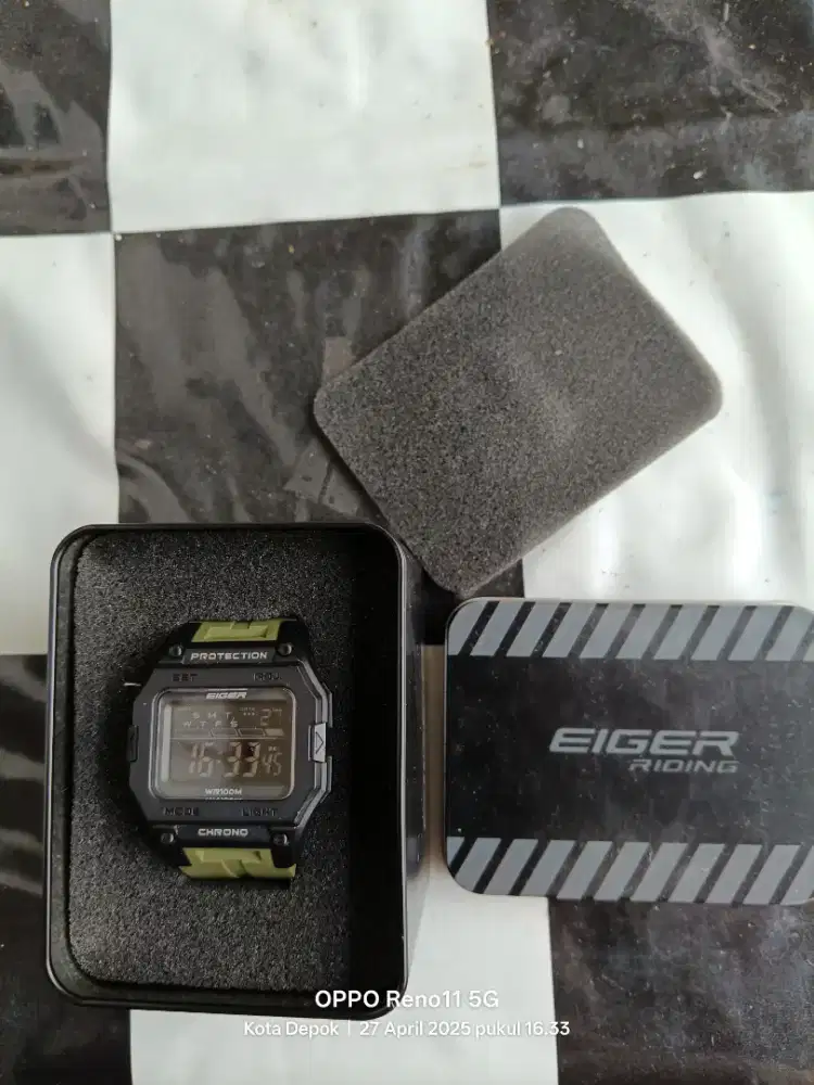 jam tangan laki/perempuan merk EIGER