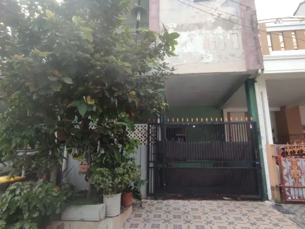 Rumah 2 Lantai SHM Luas 90 M2 di Taman Harapan Baru, Bekasi.