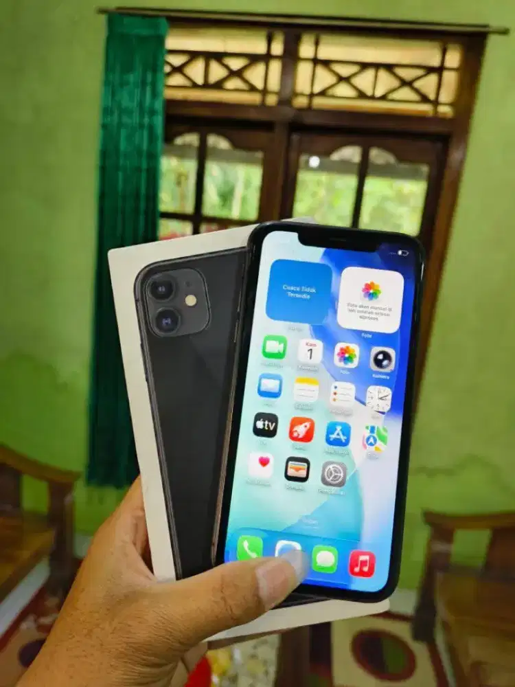 Iphone 11 128gb ibox lengkap hp dus ces ori