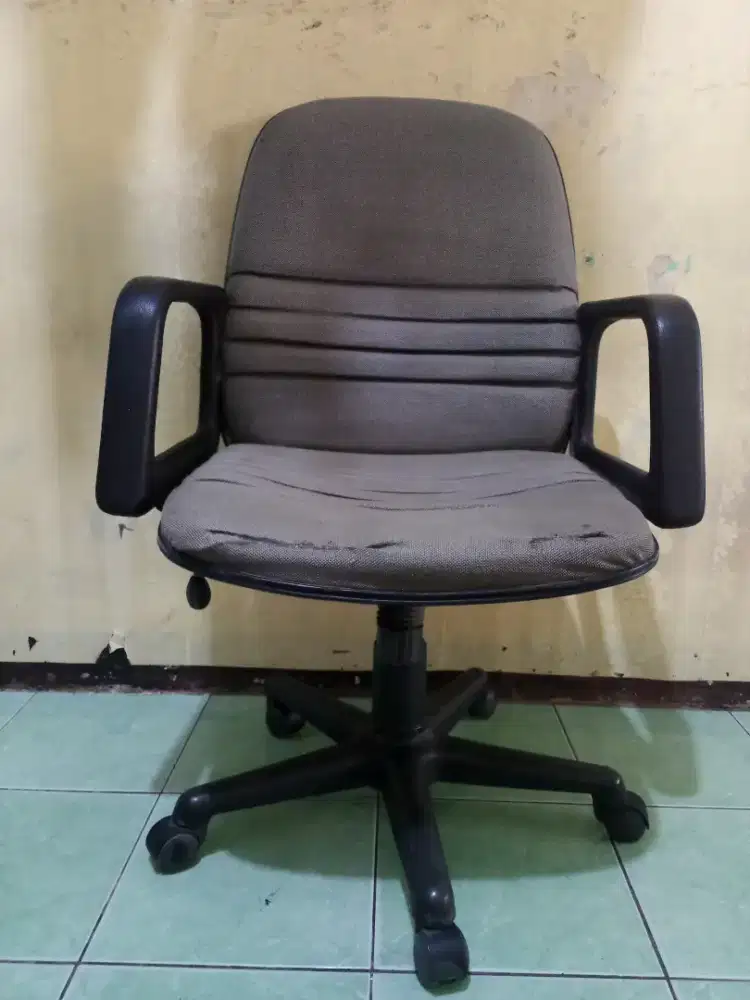 Bangku/Kursi kantor