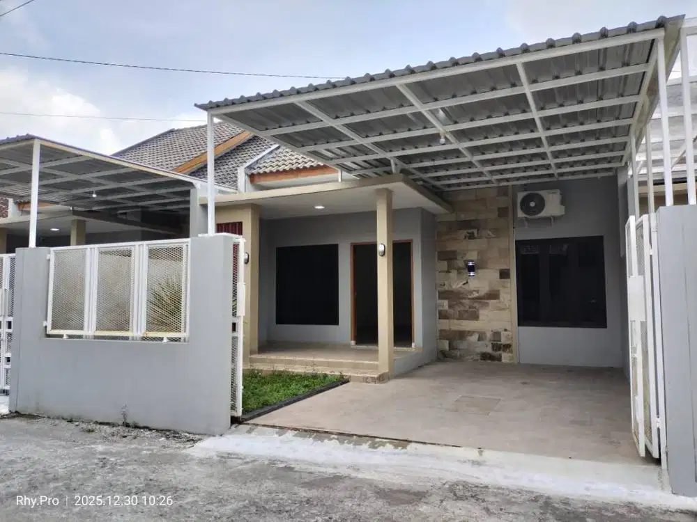 Rumah Siap Huni dekat STADION MAGUWOHARJO Sleman