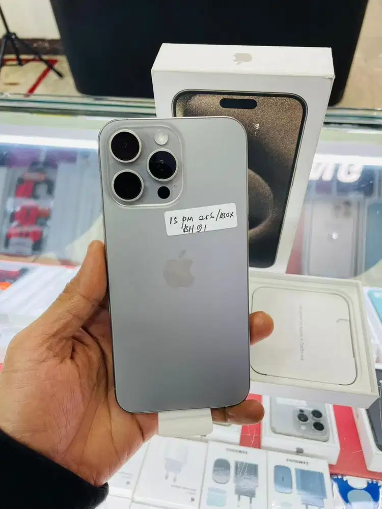 Iphone 15 pro max 256gb natural garansi ibox