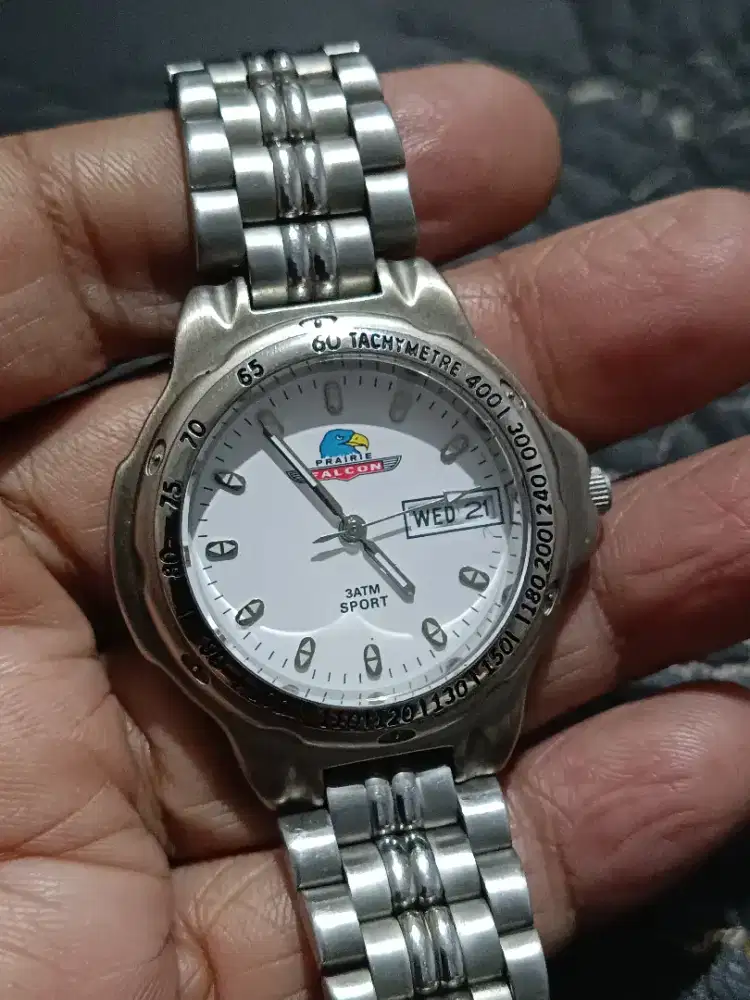 Jam tangan Falcon quartz nos vintage