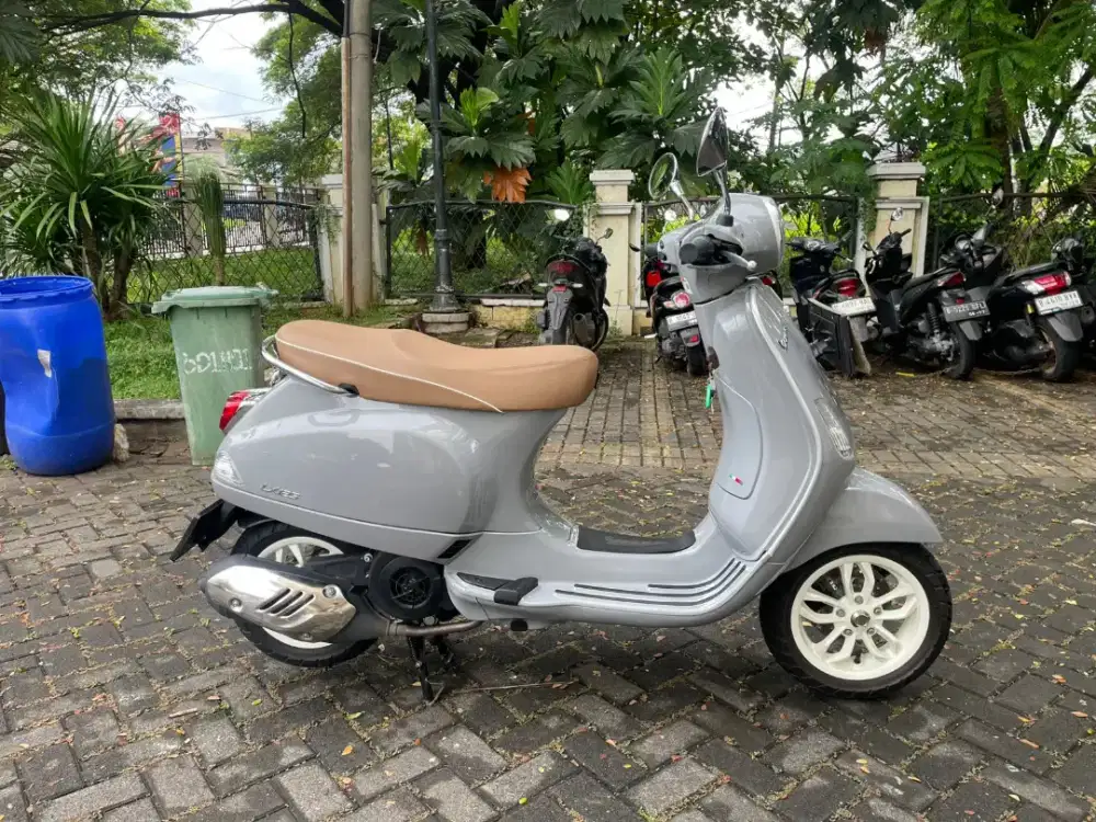 VESPA LX 125 IGET 2025 KONDISI MANTAPP