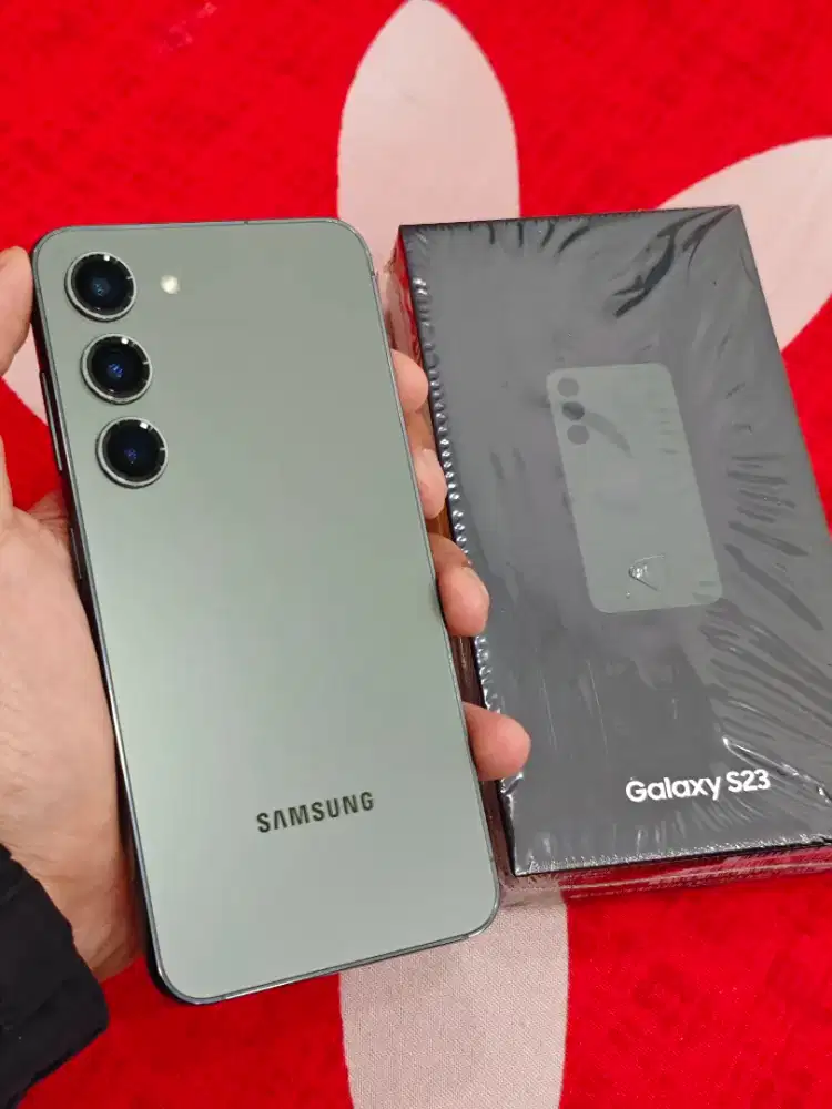 Samsung S23 8/256 SEIN warna green muluss 99,9% like new
Jarang dipake