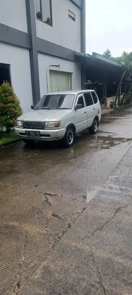 Toyota Kijang 1999 Bensin