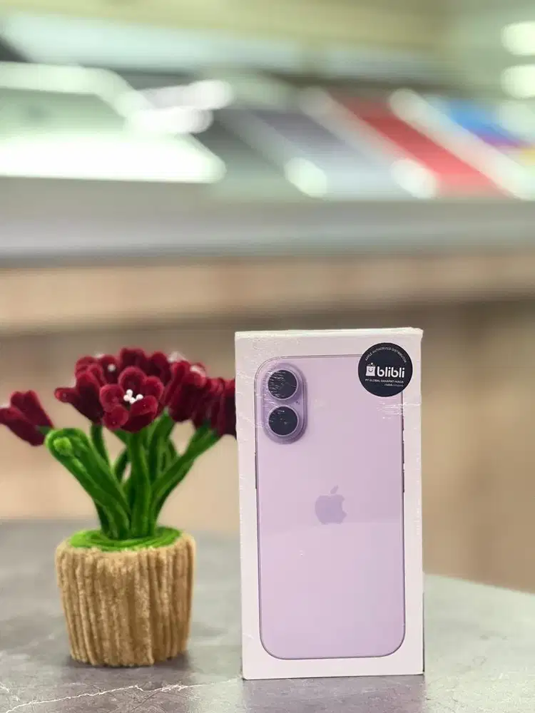 Iphone 17 256gb lavender new