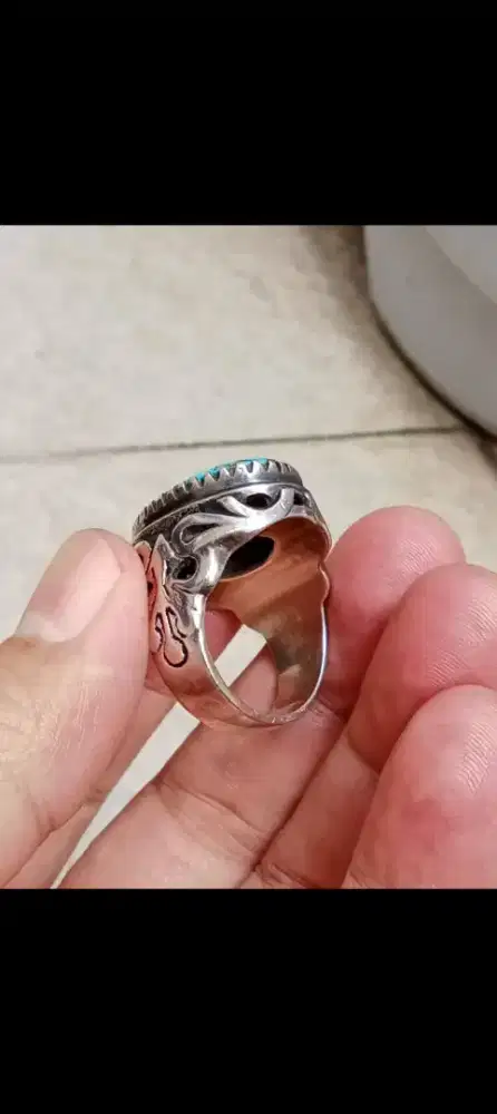 Dimaharkan batu akik pirus Persia Buhun ring perak