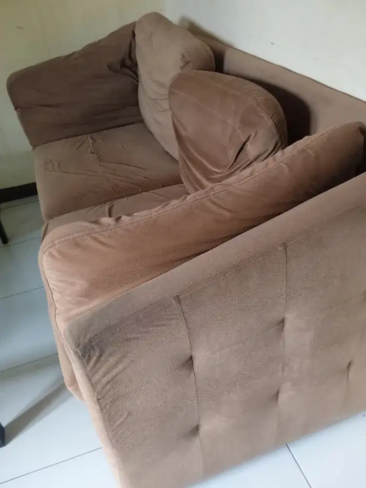 Dijual sofa warna coklat
