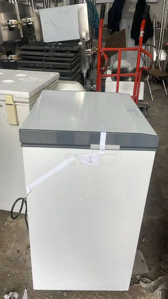 GEA AB-108-R Chest Freezer Box Pendingin Makanan Beku Frozen(1E)
