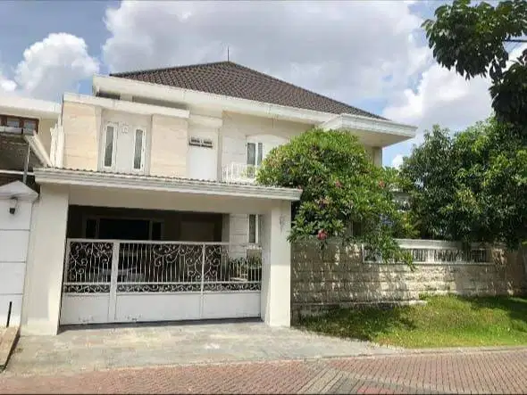 Dijual Termurah Rumah Mewah Graha Family Blok D Surabaya Barat