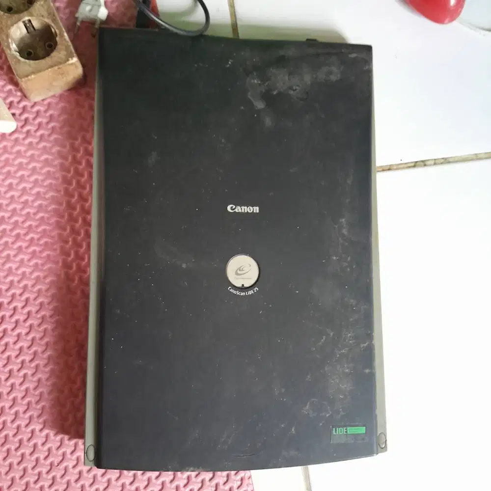 Scanner canon lide 25