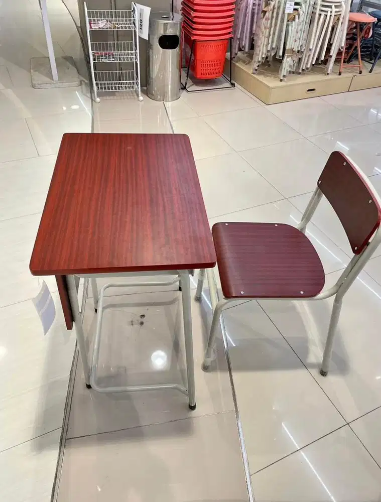 KURSI BELAJAR SEKOLAH SET