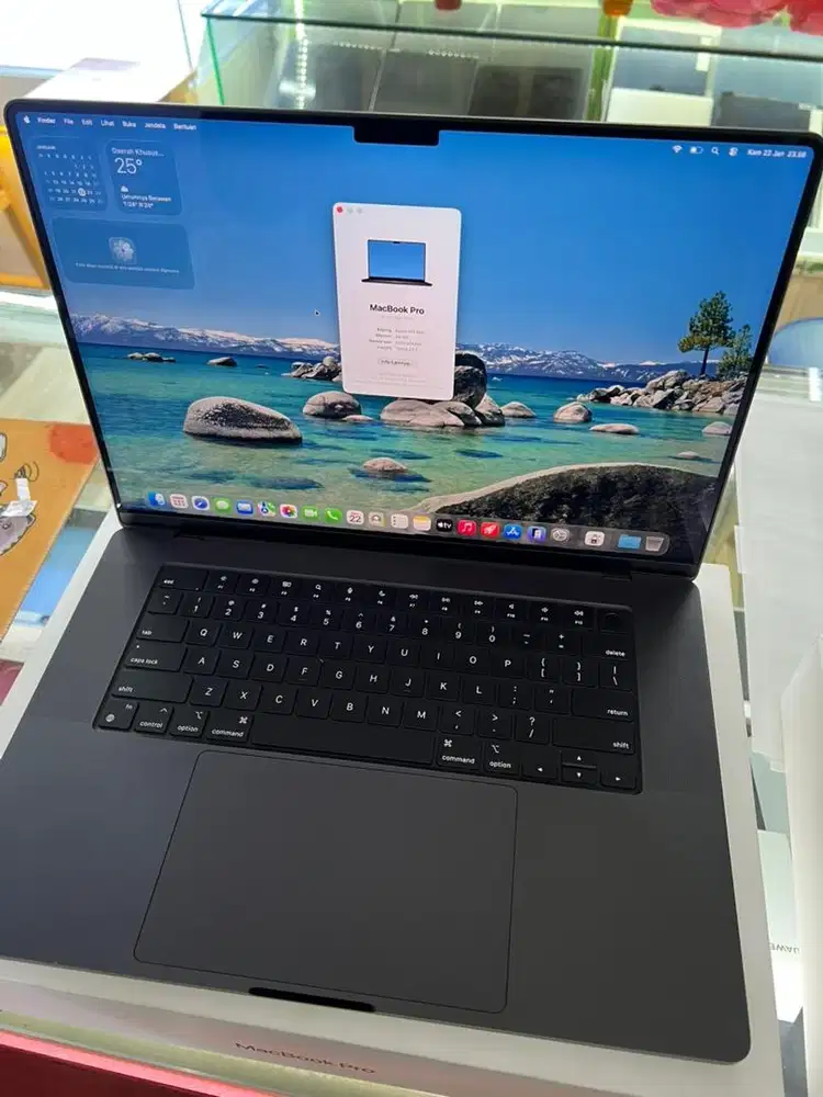 Macbook Pro m4 pro max 16 inch ram 48 ssd 1 tb  ibox