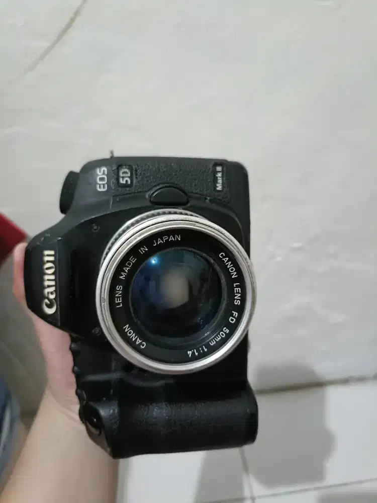 CANON 5D MARK II FULLFRAME LENSA 50MM F1.4