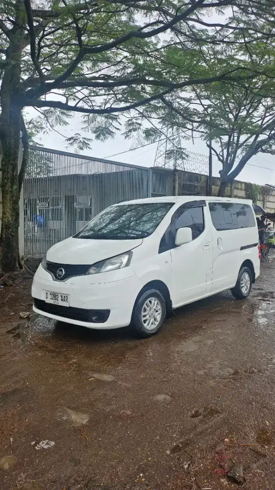 Nissan Evalia 2013 Bensin