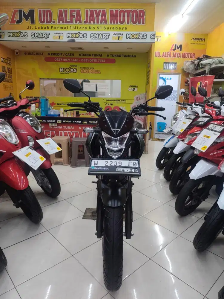 Harga Terjangkau ^ Honda CB 150R Streetfire th 2019