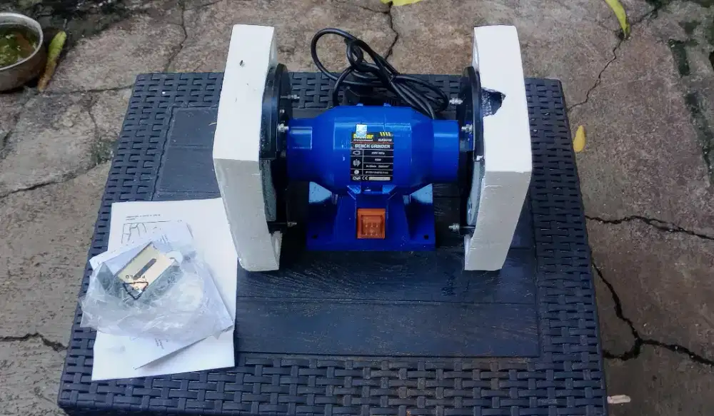 Mesin Gerinda Mollar Bench Grinder