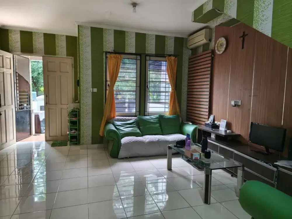 Jual Cepat Rumah di Taman Semanan Indah