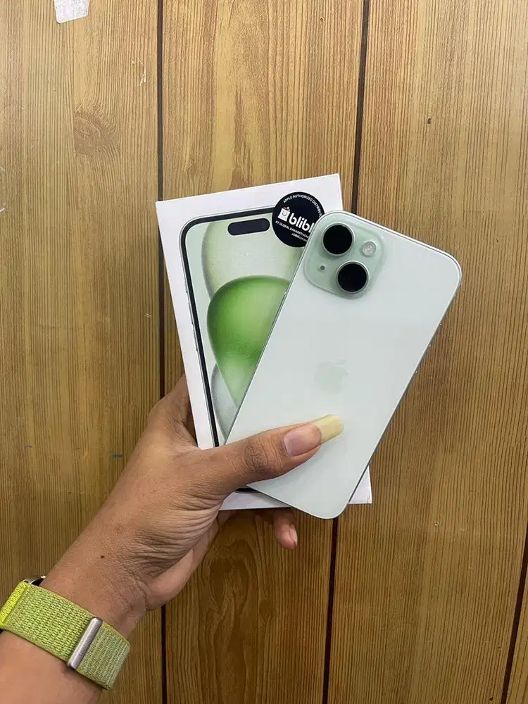 iphone 15 128 ibox bh100% garansi panjang