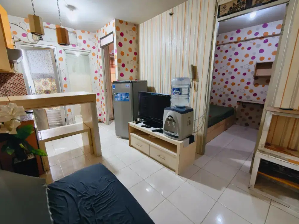 dijual cepat murah apartemen gading nias emerald 2 kmr furnish view taman + lepas lt rendah