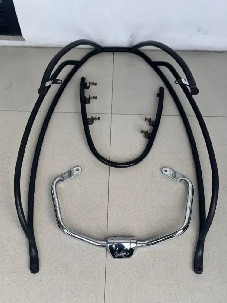 Aksesoris vespa side bars Primavera sprint original