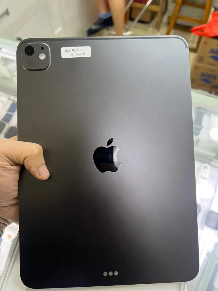 Ipad pro m4 11 inch 256 inter bh 97 muluss no minus