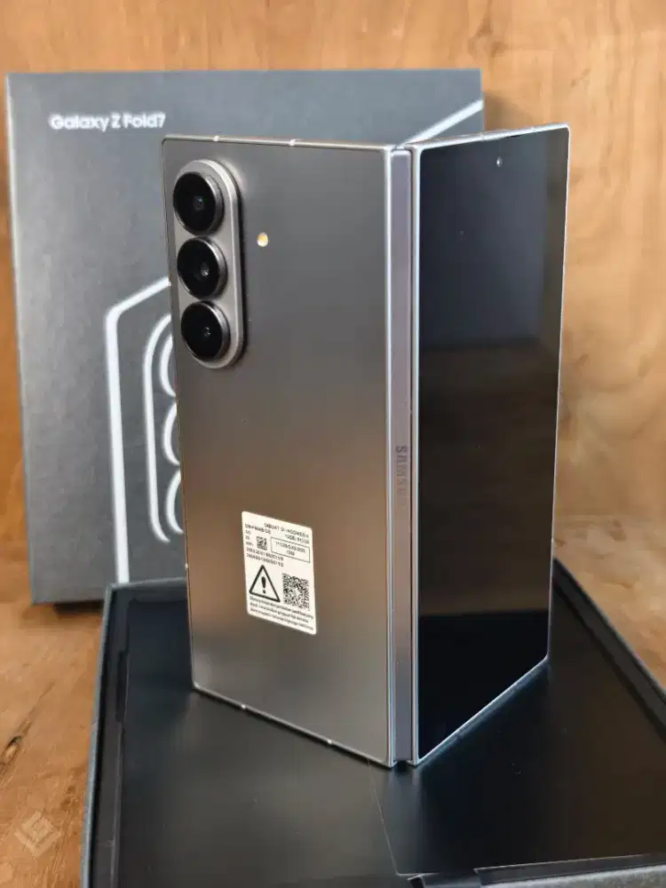 Samsung galaxy Z Fold 7 12/512 second resmi Juli 2026