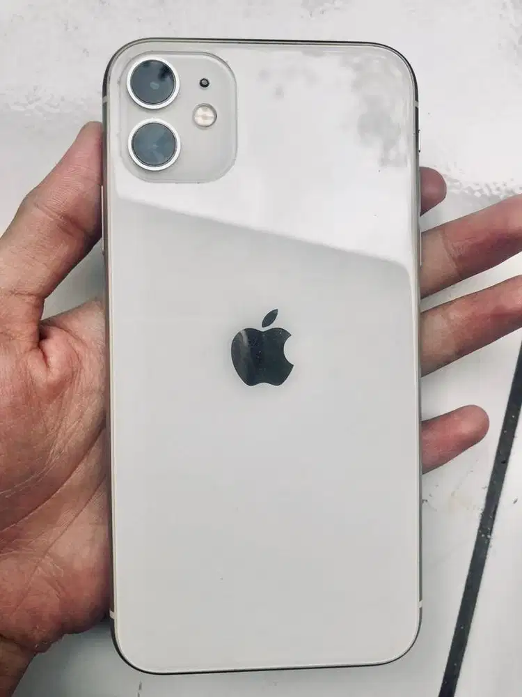 IPHONE 11 WHITE 128 GB INTER