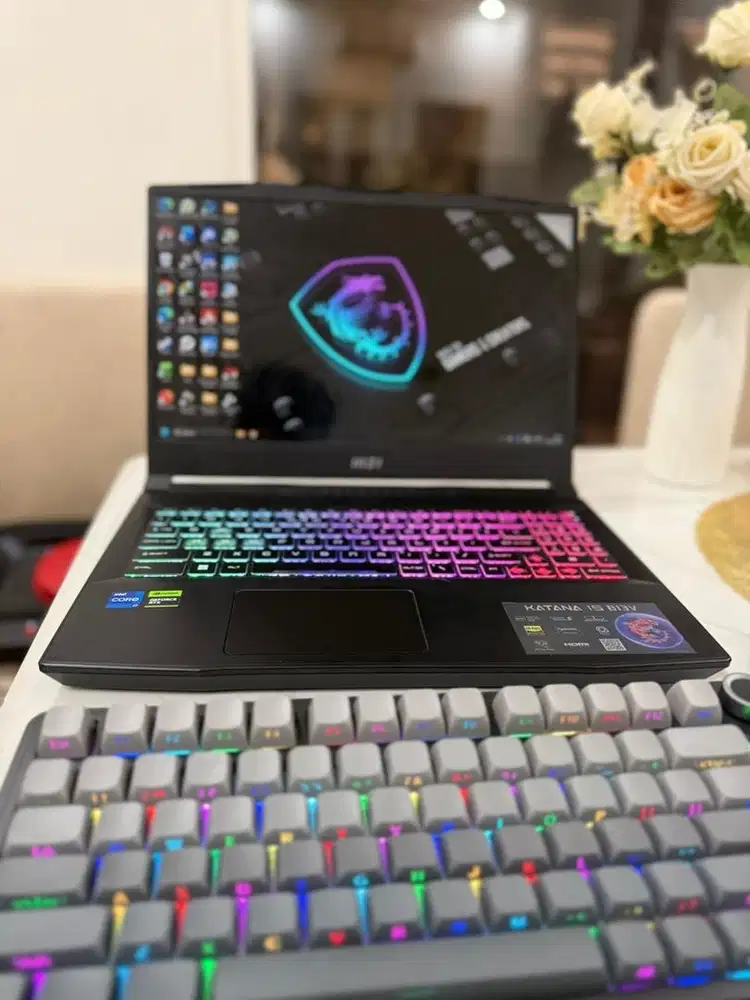 MSI Katana 15 B13VFK Mulus Luss Terawat  RTX4060 I7 13620H