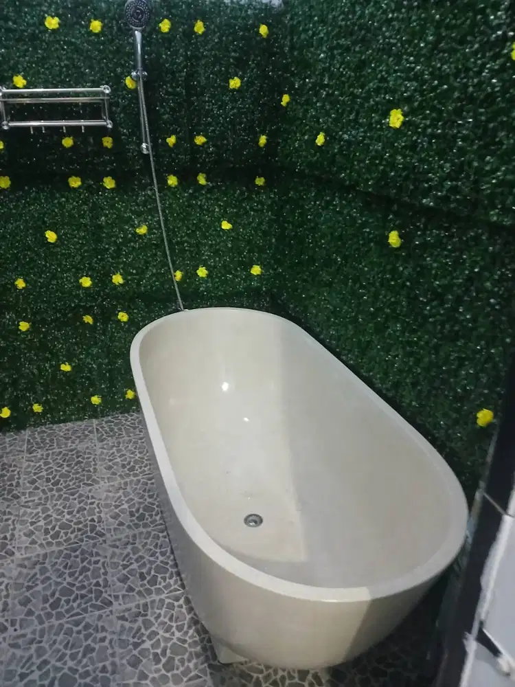 Bathtub terrazzo elips standing kotak