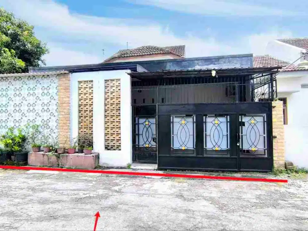 Rumah Bagus Terawat Nyaman dan Asri di Perum Malangjiwan dekat Luwes Kartasura