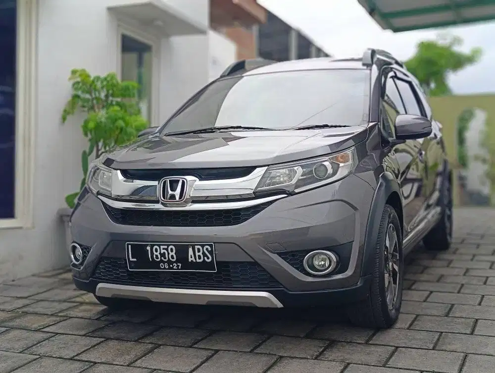 Brv E 2017 km60rb original cat istimewa