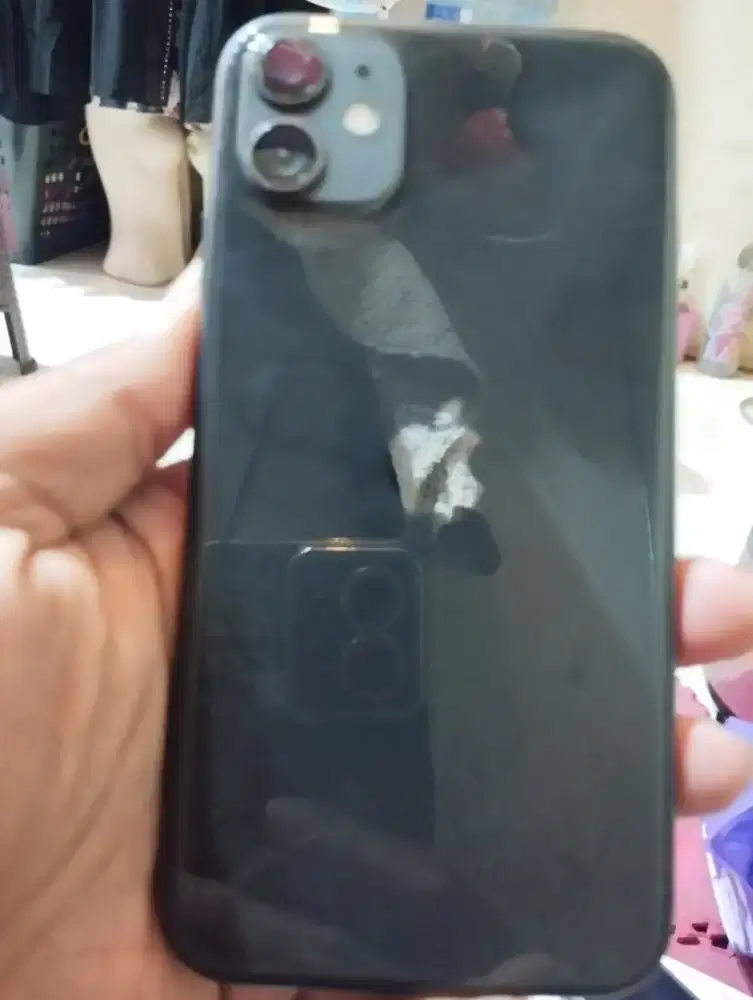 iPhone 11 128 GB minus